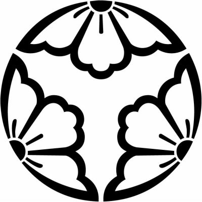 中陰三つ割り花菱