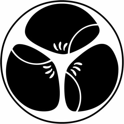 糸輪に頭合わせ三つ蛤