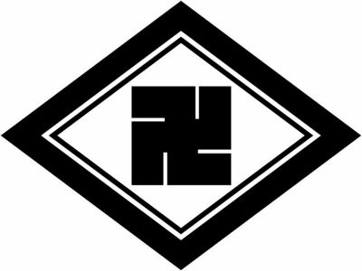 子持ち菱に万字／子持ち菱に卍