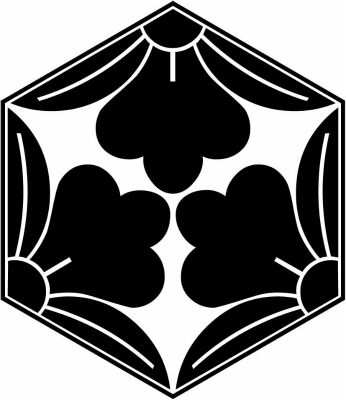 糸六角三つ割り藤崩し