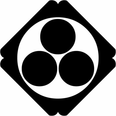 隅入り鉄砲角に三つ星