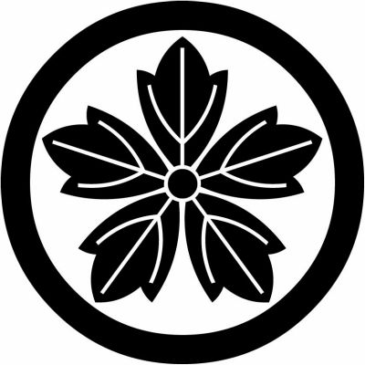 丸に五つ葉牡丹