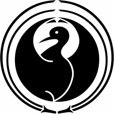 抱き松葉に光琳鶴