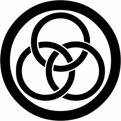 丸に三つ輪違い