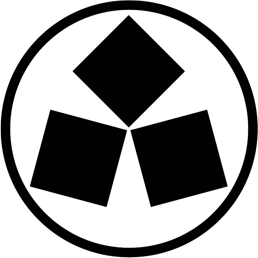 細輪に隅合わせ三つ石