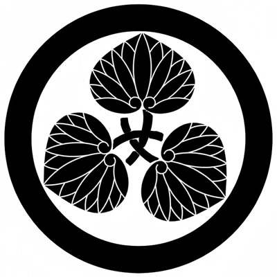 丸に三つ軸違い葵