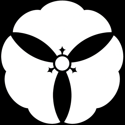 陰三つ銀杏模様