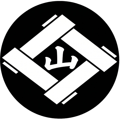 石持ち内に組み井桁に山の字