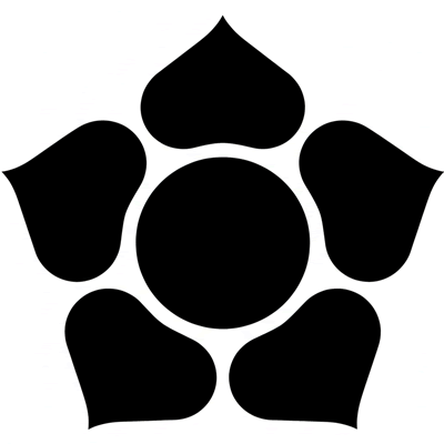 五つ栗の実形に星