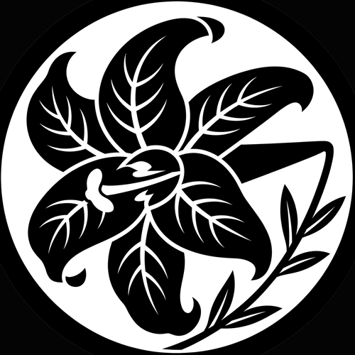 白餅内に百合の花