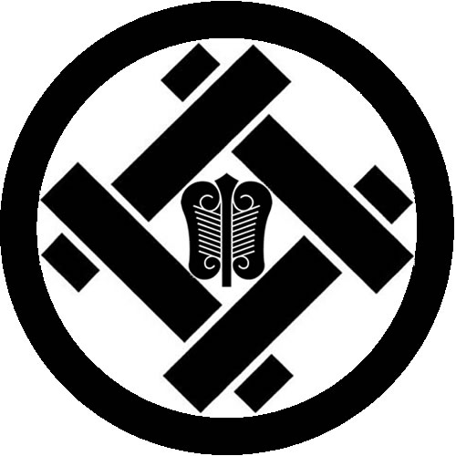 丸に組み井筒に唐団扇