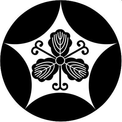 割り五つ星に蔓柏