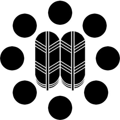 離れ八曜に並び鷹の羽