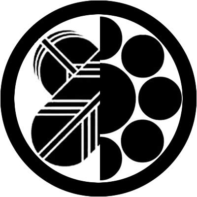 丸に割り合わせ鷹の羽と九曜