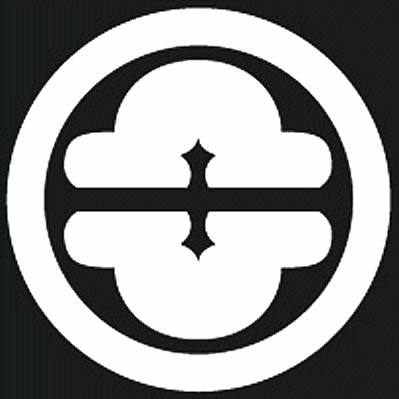 陰丸に割り対い柿の花