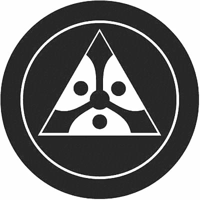 丸に地抜き鱗に三つ剣三つ星