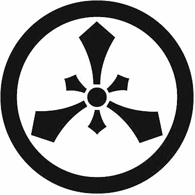 丸に幼剣入り六つ剣