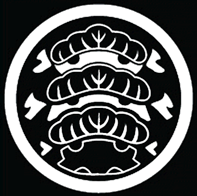 蔭丸に荒枝付き三つ笠松