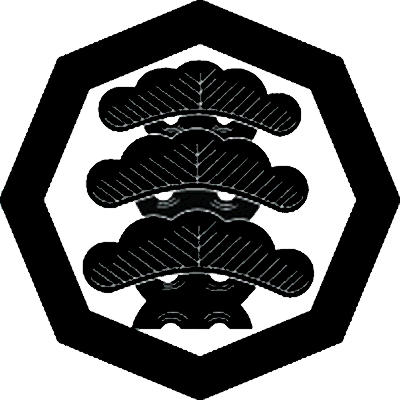 隅立て八角に三つ笠松