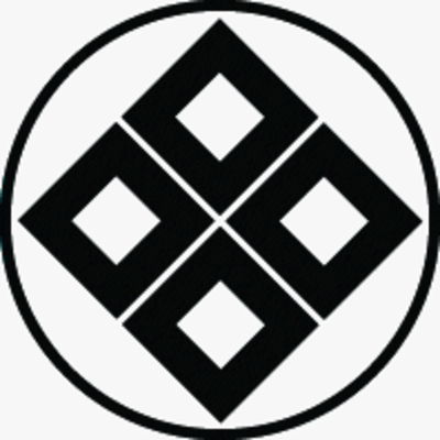 糸輪に隅立て四つ目（2）