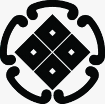 五つ鐶に四つ目