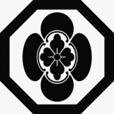 平八角に竪木瓜