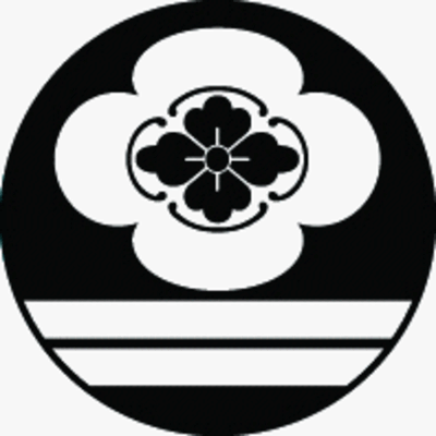 石持ち地抜き木瓜に二つ引き