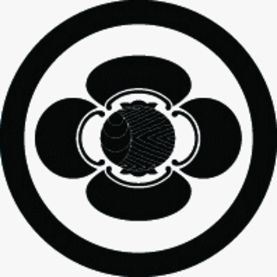 丸の内に木瓜に木目槌