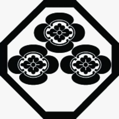 隅切り角に三つ盛り木瓜