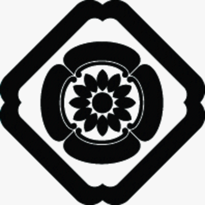 隅入り角内に四方瓜に菊