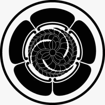 糸輪内に五瓜に左三つ藤巴