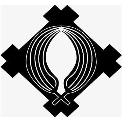 井桁敷きに抱き梛の葉