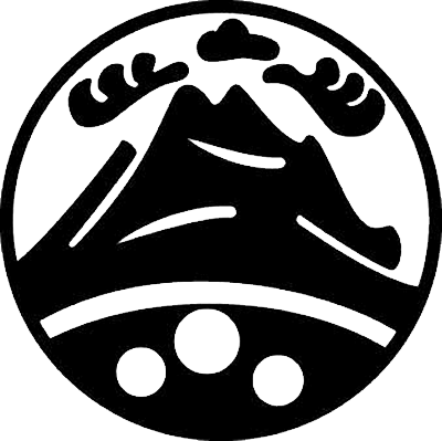 糸輪内に山と雲に三つ星