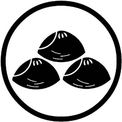 細輪に三つ盛り蛤