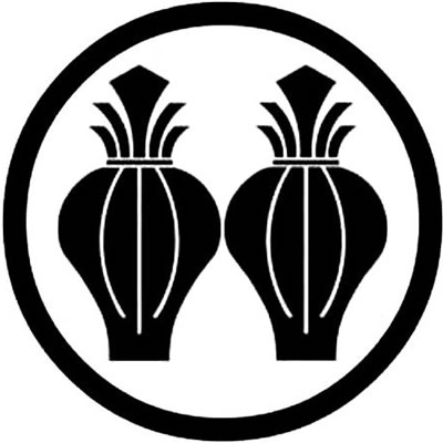 中輪に神社瓶子