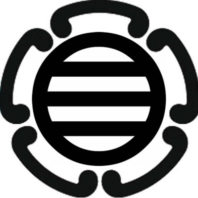 五つ鐶に丸に三つ引き・五鐶に丸に三つ引き