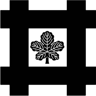 平井筒に梶の葉（１）