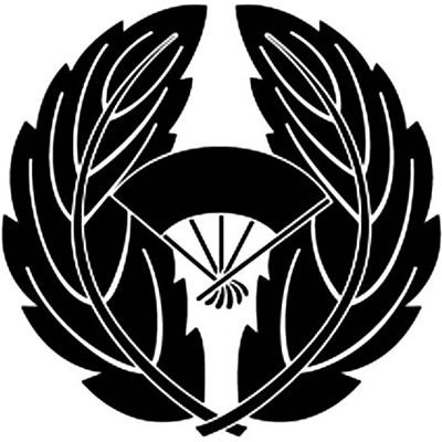 細抱き鬼柏に五本骨扇