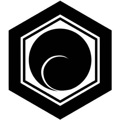 亀甲に左一つ巴