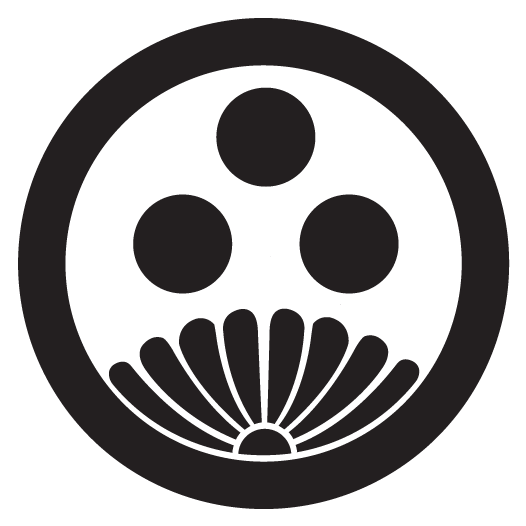 丸に三つ星に半菊