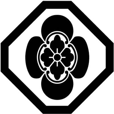 隅切り角に立ち木瓜・丸に竪木瓜