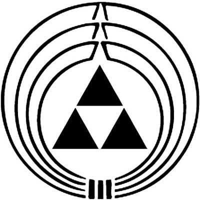 総陰熨斗輪に三つ鱗