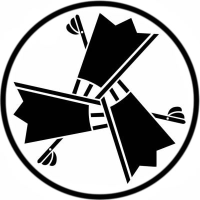 糸輪に三つ組み半開き扇・糸輪に中開き三つ組み扇