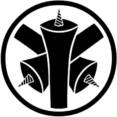 細輪に三つ違い蝋燭