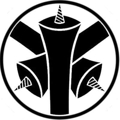 糸輪に三つ違い蝋燭