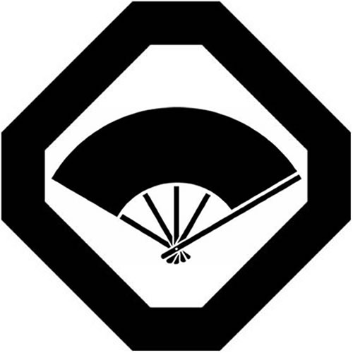 隅切り角に五本骨扇