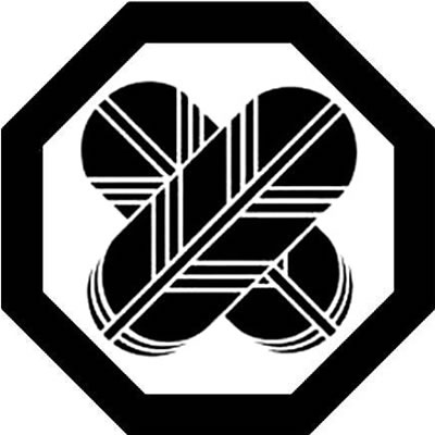 八角に違い鷹の羽