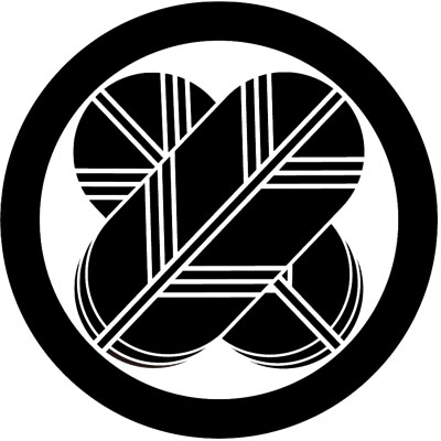 中輪に違い鷹の羽