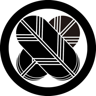 中輪に右重ね違い鷹の羽