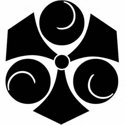 三つ剣一つ巴（２）